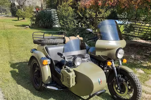 sidecar moto Guzzi 