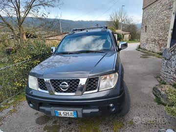 Nissan Navara 2.5 tdci