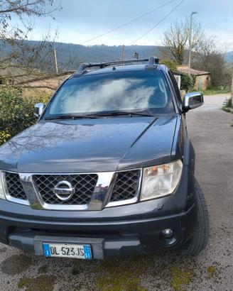 Nissan Navara 2.5 tdci