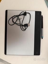 Wacom Intuos pen & touch medium