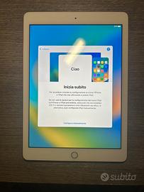 Ipad 6 generazione colore oro 32gb + covertastiera