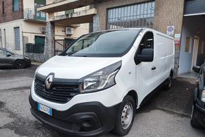Renault Traffic passo lungo
