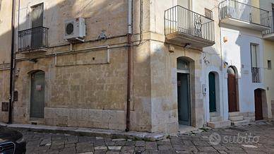 Locale commerciale BA003643