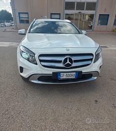Mercedes-Benz GLA 200 CDI (136 CV)