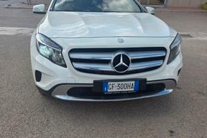 Mercedes-Benz GLA 200 CDI (136 CV)