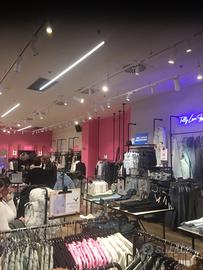 Attività di abbigliamento donna