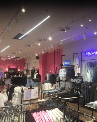 Attività di abbigliamento donna