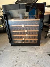 Cantinetta vini Electrolux EWUS052B5B (nuova!)