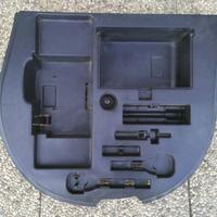 Lancia Ypsilon Contenitore Kit Emergenza Baule