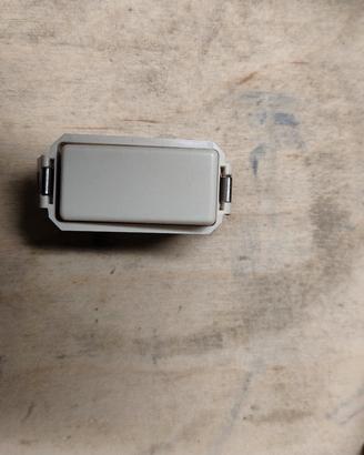 2 interruttori vimar serie 8000