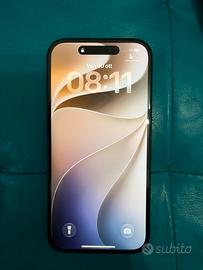 iPhone 15 128GB
