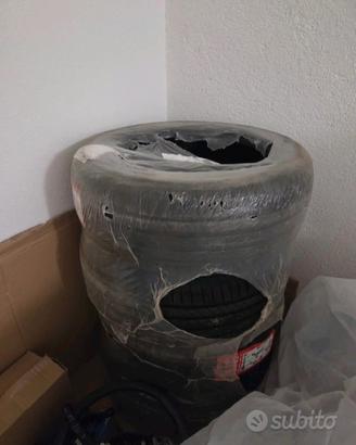 4 Pneumatici Roadhog RGHP02 205/50R17 93 W XL
