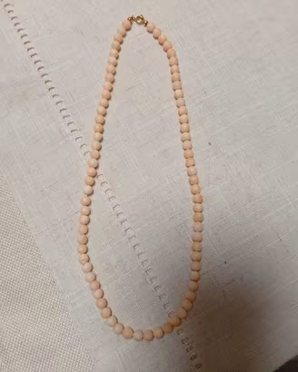 girocollo di perle ( pelle D'Angelo)gancio 750