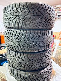 Kumho Wintercraft WP52