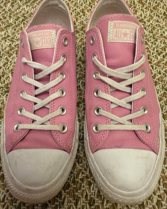 Converse basse rosa edizione limitata
