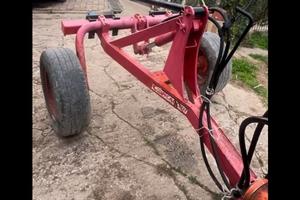 Carrello porta attrezzi