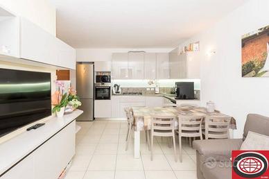 Appartamento di 98 m² con 3 locali e box auto a Ce