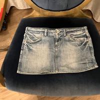 Gonna jeans Guess vita bassa , molto corta tg M