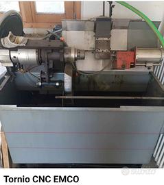 tornio cnc con elettronica 
