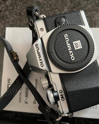 MACCHINA FOTOGRAFICA OLYMPUS