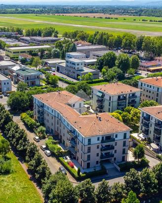 3 LOCALI A REGGIO NELL'EMILIA