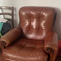 Coppia di poltrone in pelle