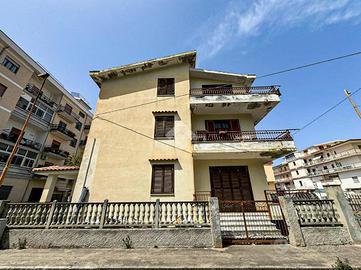 VILLA SINGOLA A AMANTEA