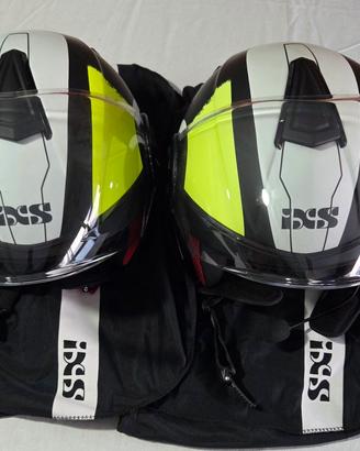 Caschi IXS  taglie XL e M