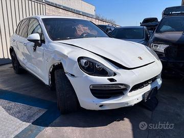 Per ricambi Porsche Cayenne Diesel 180kw CRC
