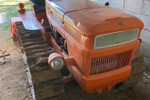 Trattore Fiat 605 con fresa