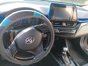 Toyota chr
