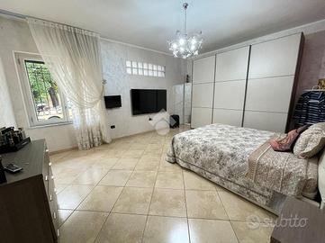 3 LOCALI A CASANDRINO