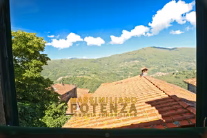 Indipendente al piano terra