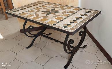 tavolino da giardino