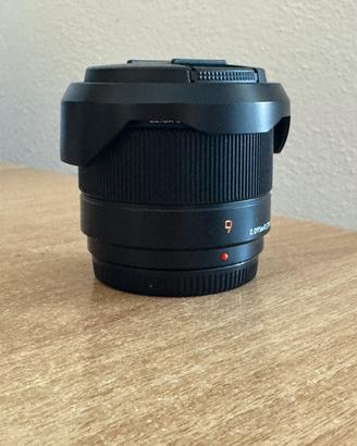 Panasonic Leica DG Summilux 9mm f/1.7 (H-X09)