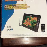 tv portatile 9" LCD  majestic30€ come nuovo