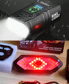 Fari + Frecce direzionali con faro posteriore.