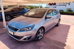 Peugeot 308 1.6 eHDi 115 SW Allure +tetto pan.
