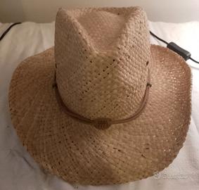 Cappello in stile Cowboy di paglia 