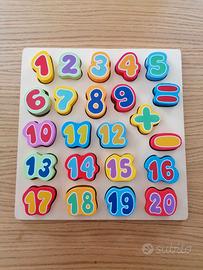 GIOCO CON NUMERI IN LEGNO DA INCASTRARE 