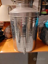 Bidoni  N. 2 fusti  inox 50L e 30L olio/vino ecc. 