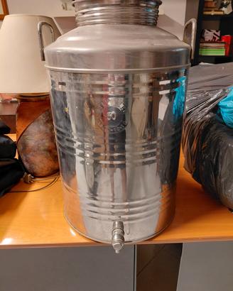 Bidoni  N. 2 fusti  inox 50L e 30L olio/vino ecc. 