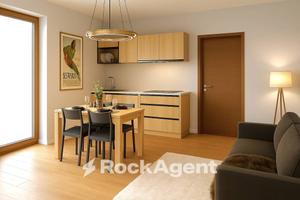 ELEGANTE MONOLOCALE CON AMPIO TERRAZZO PANORAMICO