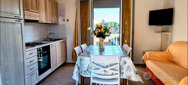 App.to per 6 pers a 150m. dal mare- aprile, maggio