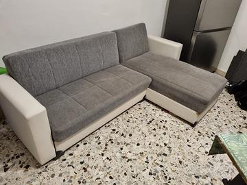 Divano ecopelle grigio