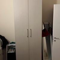Arredamento di una mezza camera da letto