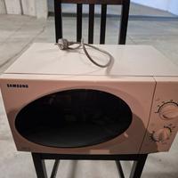 Forno microonde 