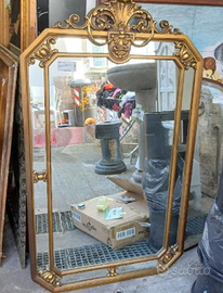 Specchio rettangolare con fregio