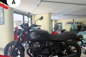Moto Guzzi V7 stone Night pack