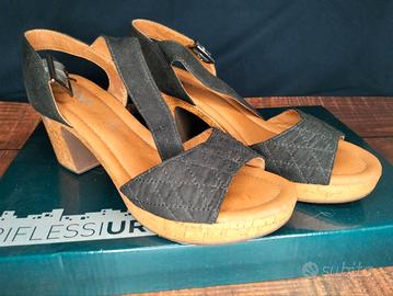 Sandali Neri Comodi Jenny by Ara Shoes – Zeppa Eff